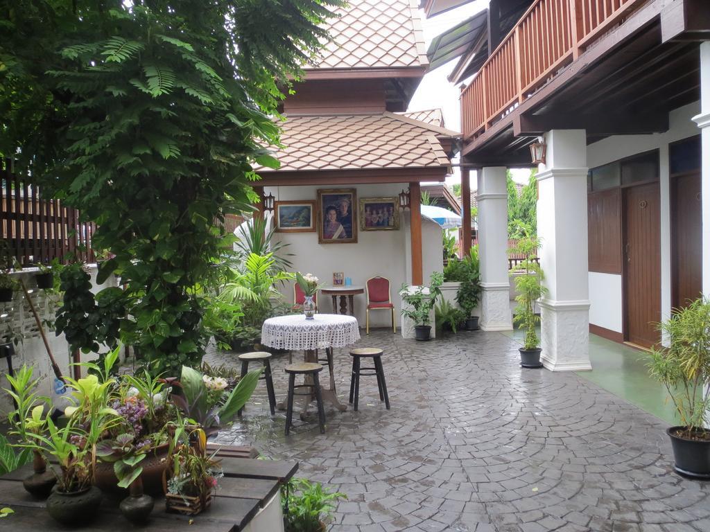Baanlek Home Stay Chiang Mai Buitenkant foto